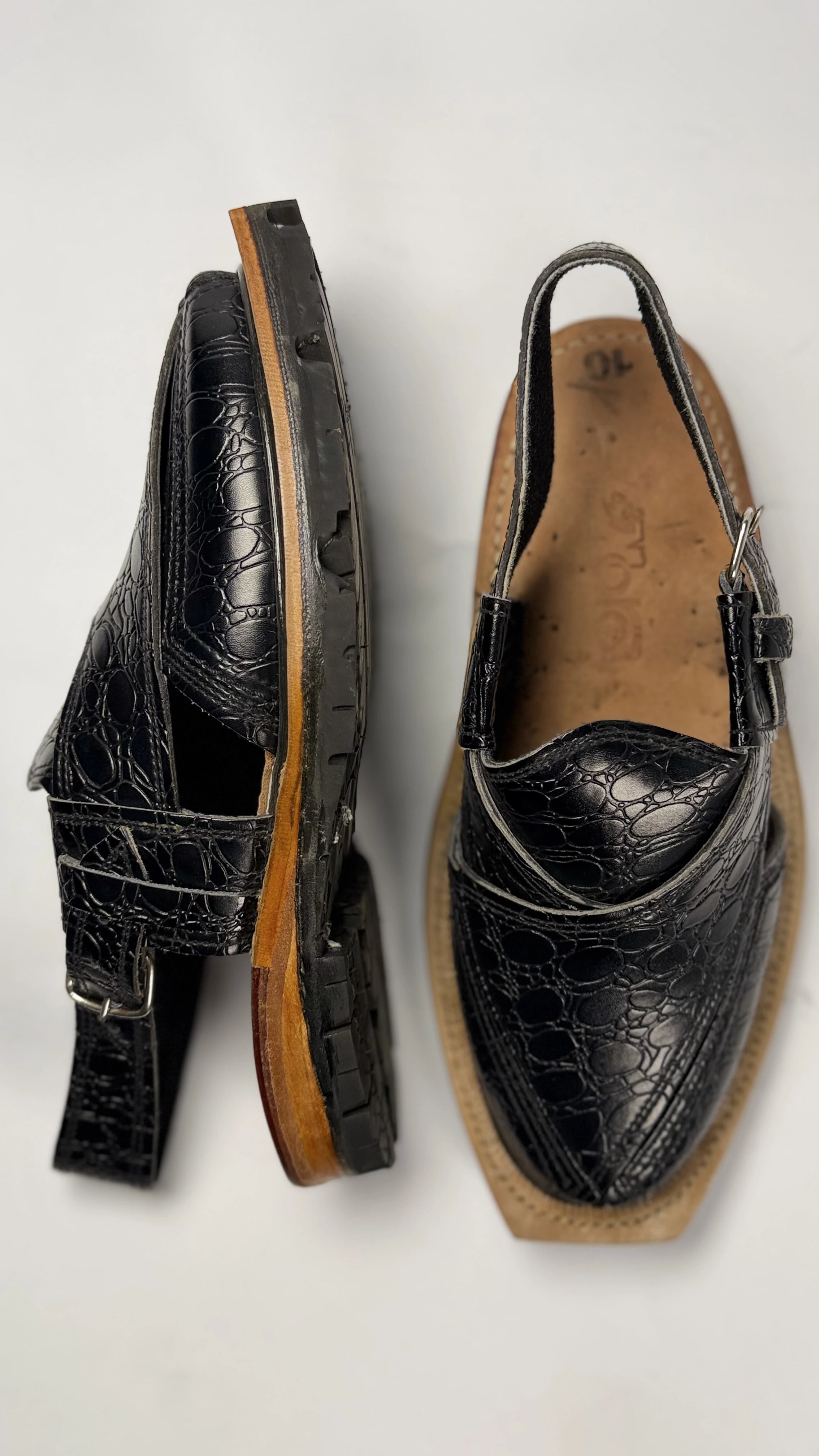 Black Croc